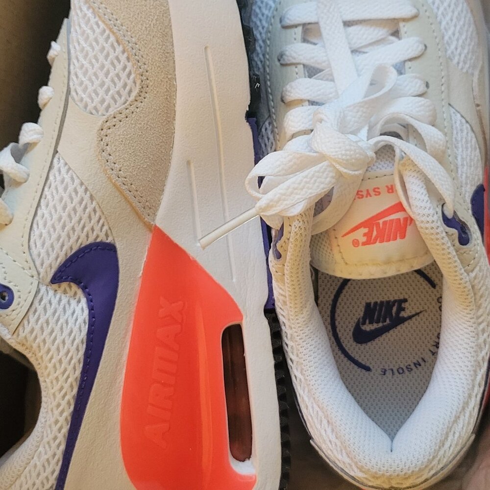 W NIKE AIR MAX SYSTM